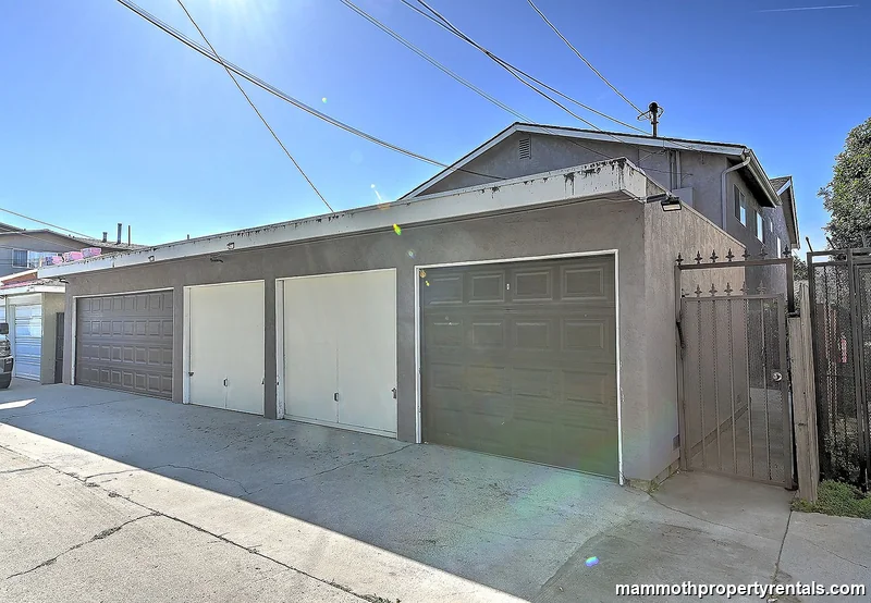 Optional single-car garage available - ideal for secure parking in Long Beach.
