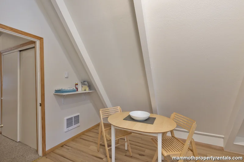 Upper suite dining area